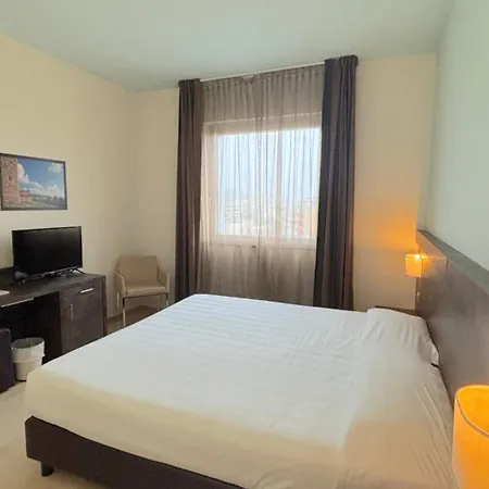Blu Arena Hotell 3*